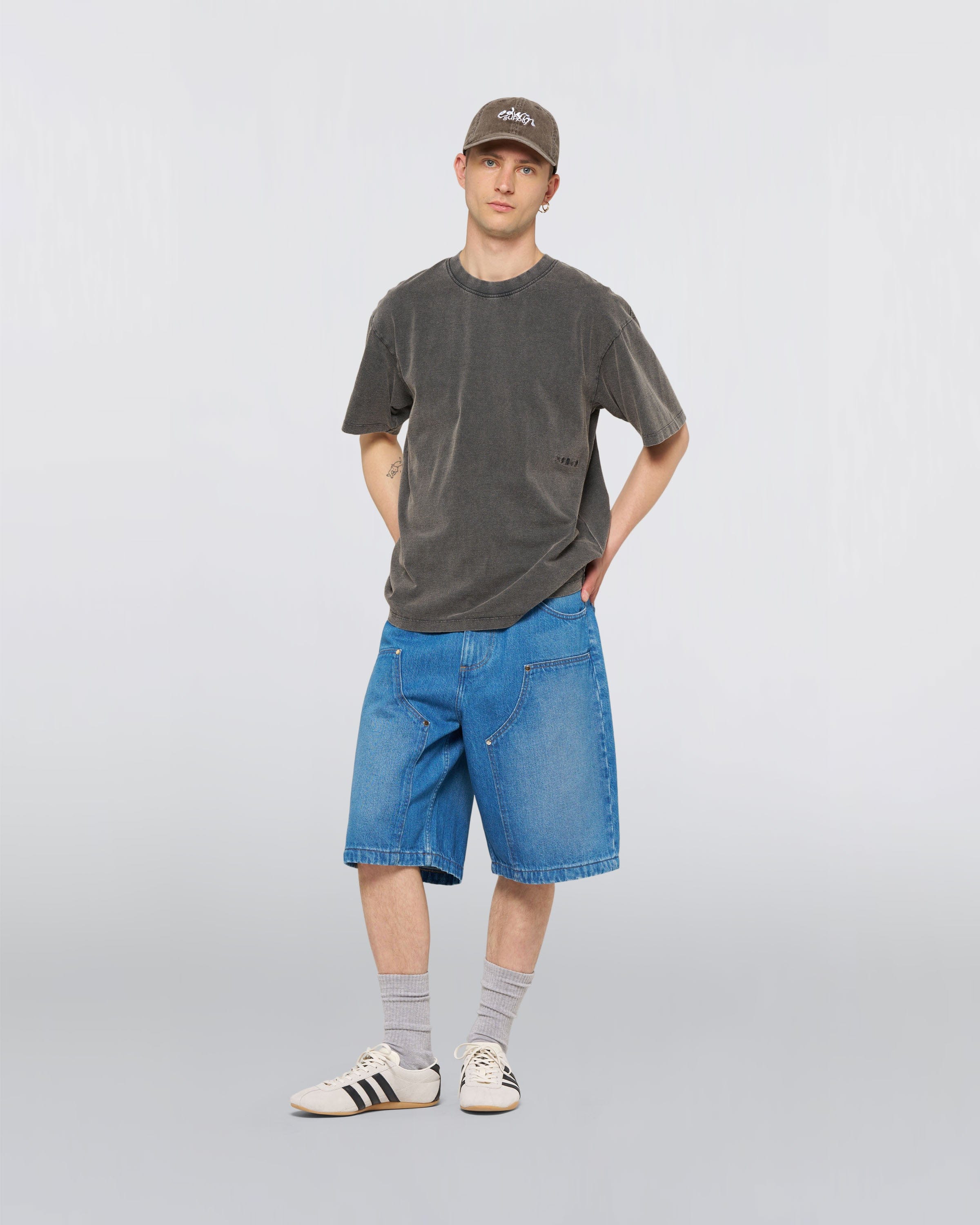 Axiom Ts - Image 3