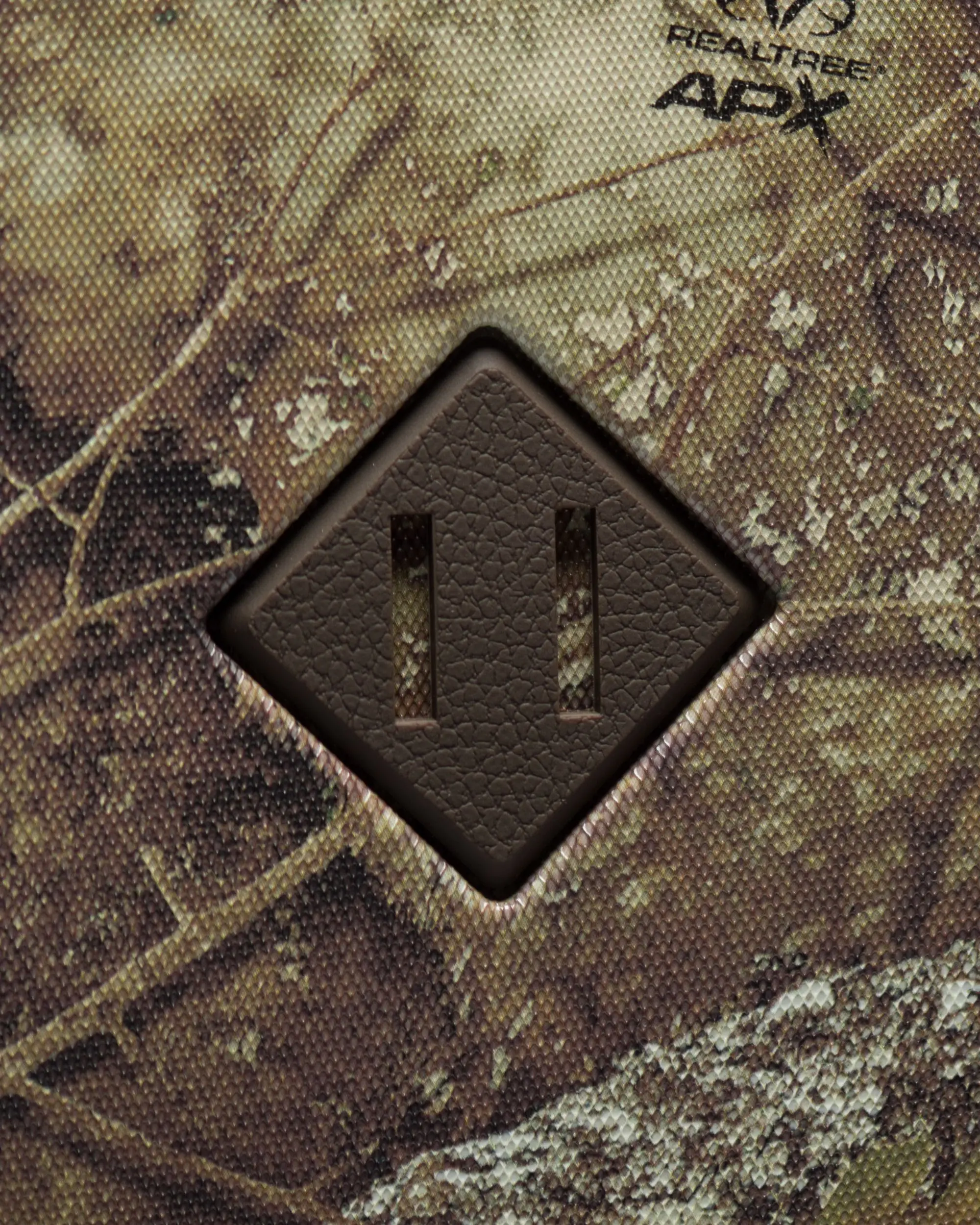 Realtree Herschel Heritage Carry On Luggage - Image 12