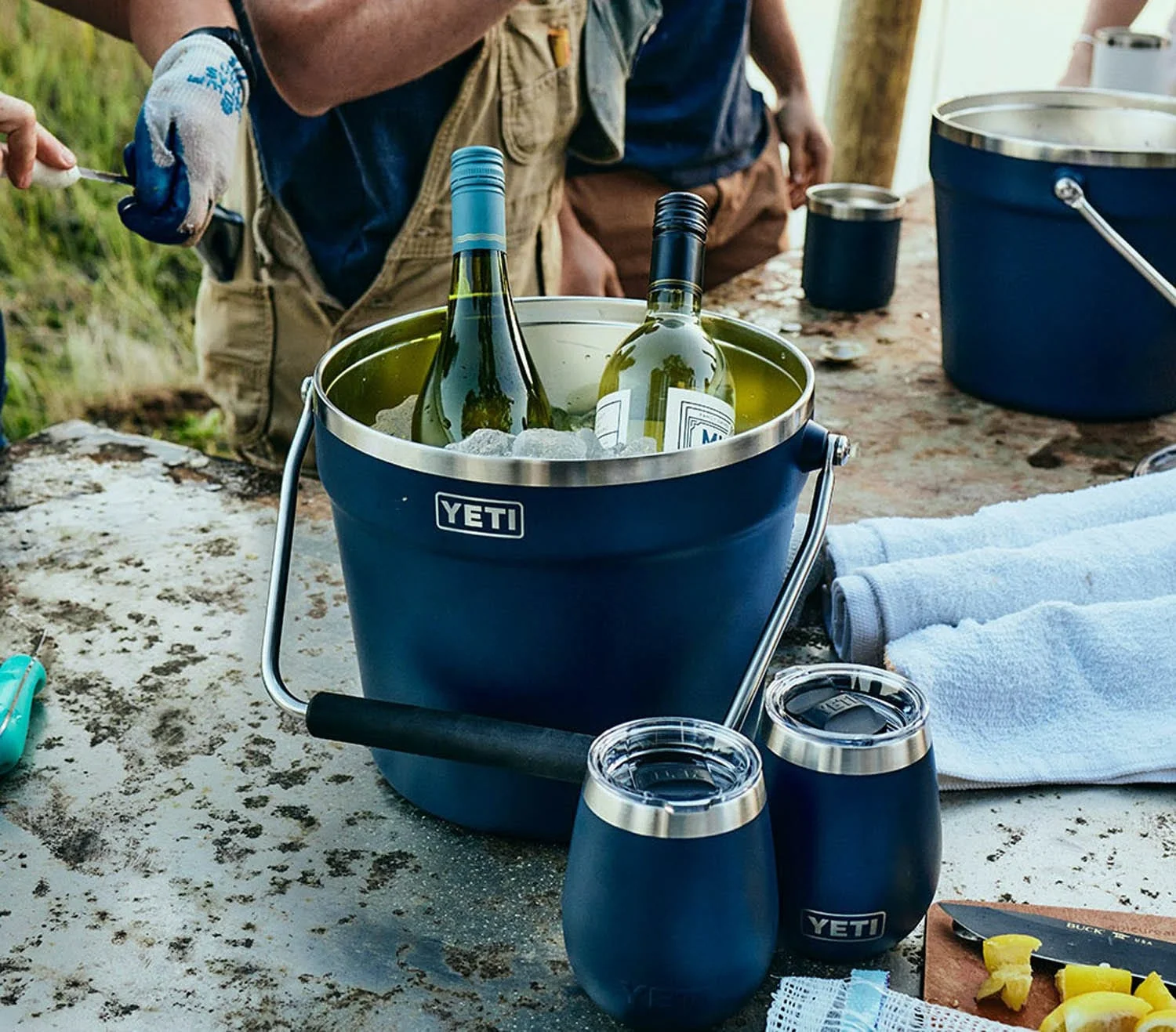 BEVERAGE BUCKET - Image 2